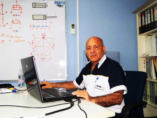 Asistencia técnica 24 horas de nuestro asesor en casos de emergencia